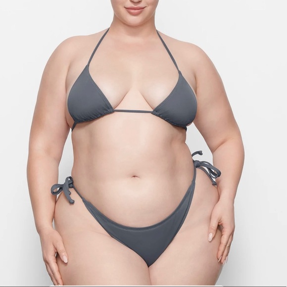 🆕 SKIMS SWIM Dipped Tie Bikini Bottoms in Gunmetal - Picture 3 of 9